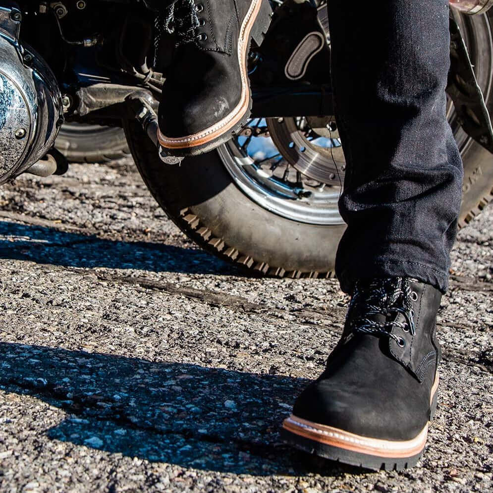 Tobacco Maverick Boots - Matte Black