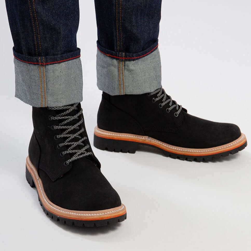 Tobacco Maverick Boots - Matte Black