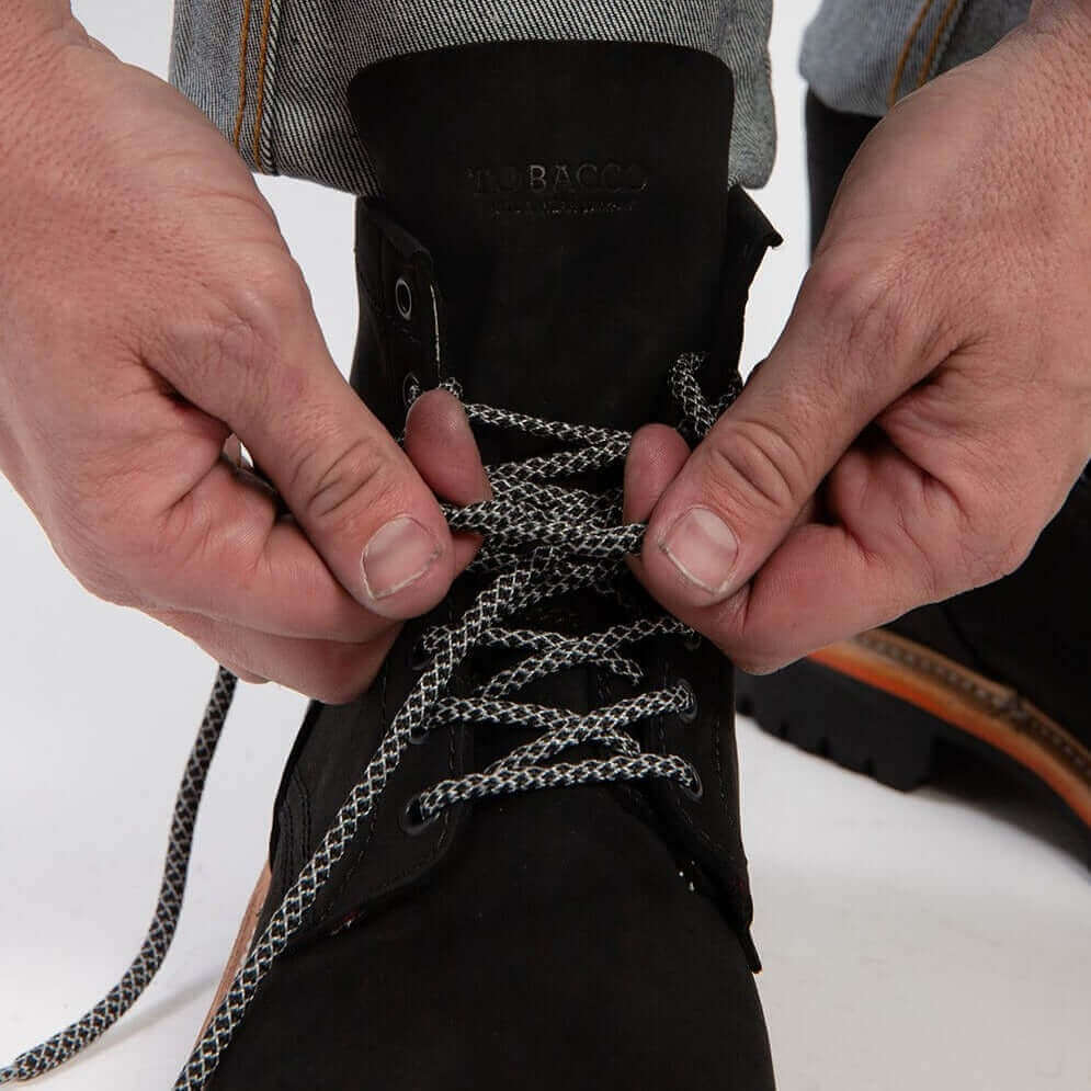 Tobacco Maverick Boots - Matte Black