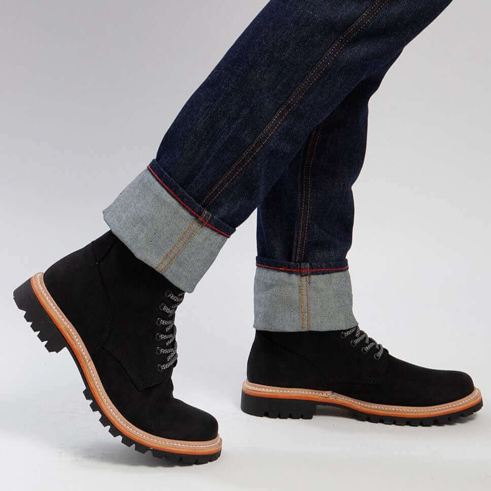 Tobacco Maverick Boots - Matte Black